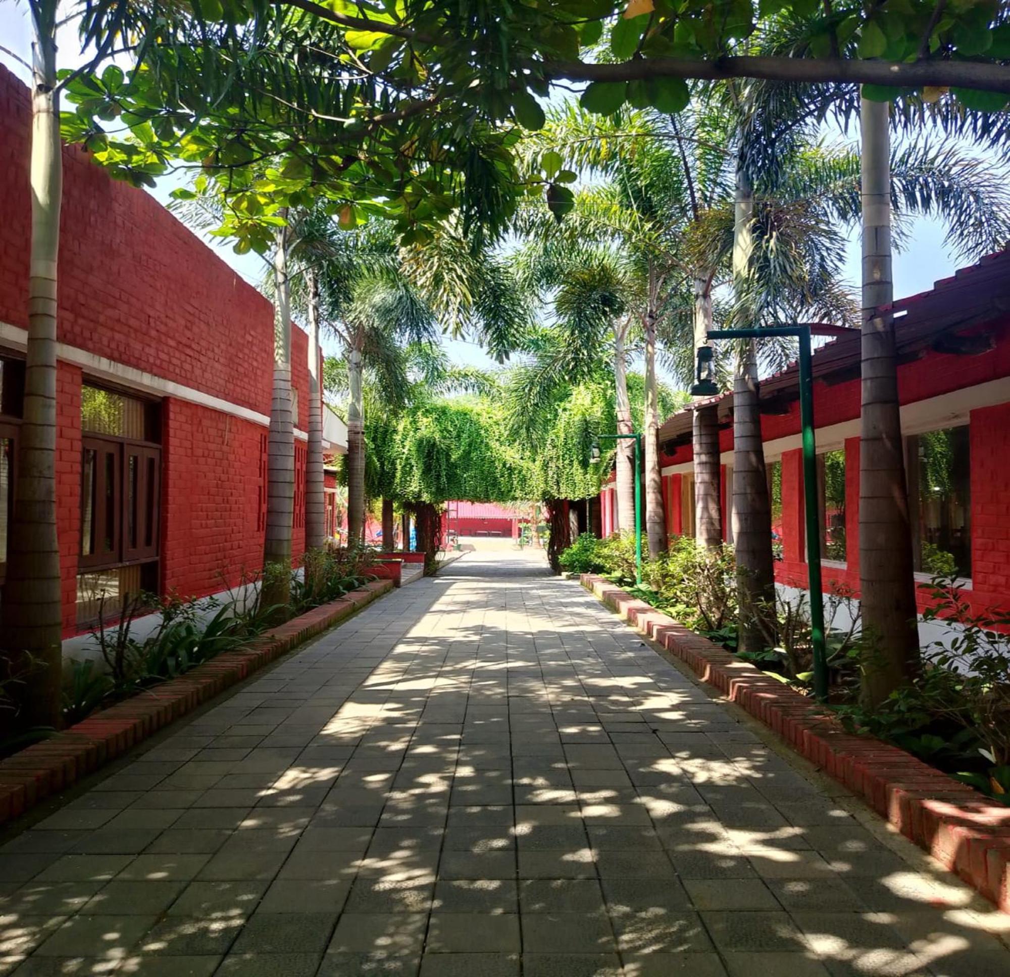 Green Point - Hotels And Resorts In Angul Exterior foto