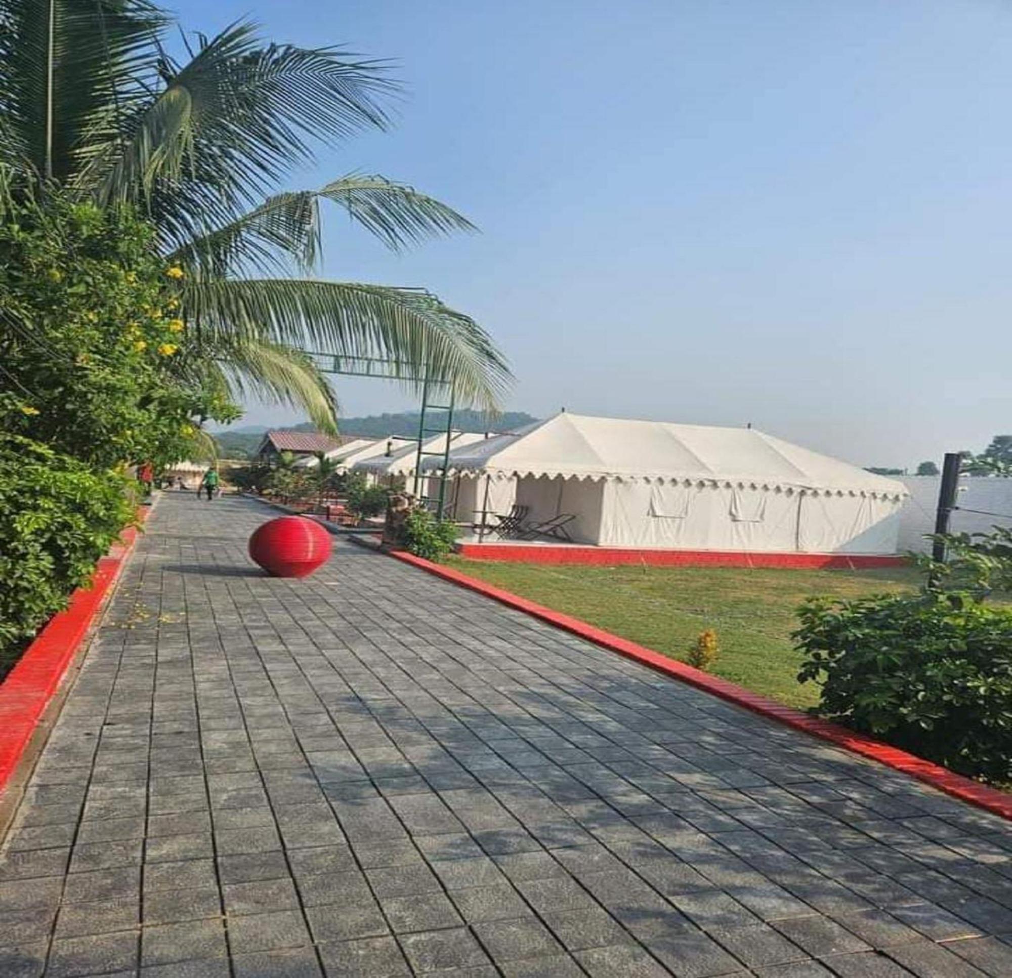 Green Point - Hotels And Resorts In Angul Exterior foto